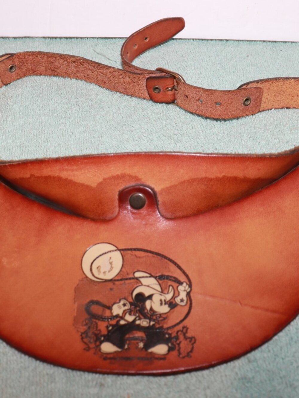Mickey Mouse VTG 2 Gun Mickey 70s Leather Poker Visor Hat Adjustable Buckle Back